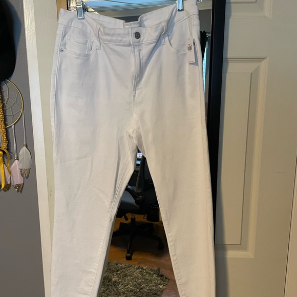Rockstar Super Skinny Mid Rise White Jeans - Picture 1 of 3